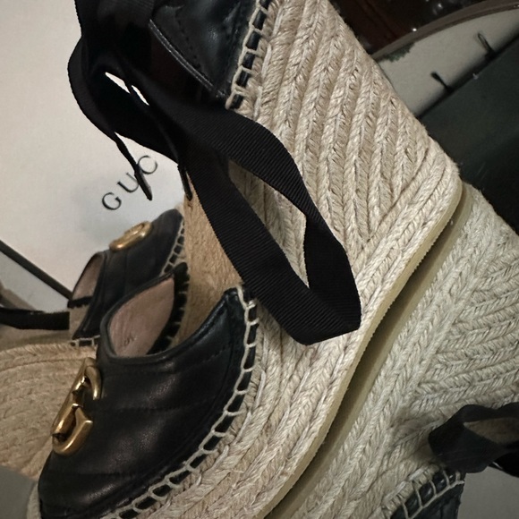 Gucci wedges authentic - Picture 3 of 6